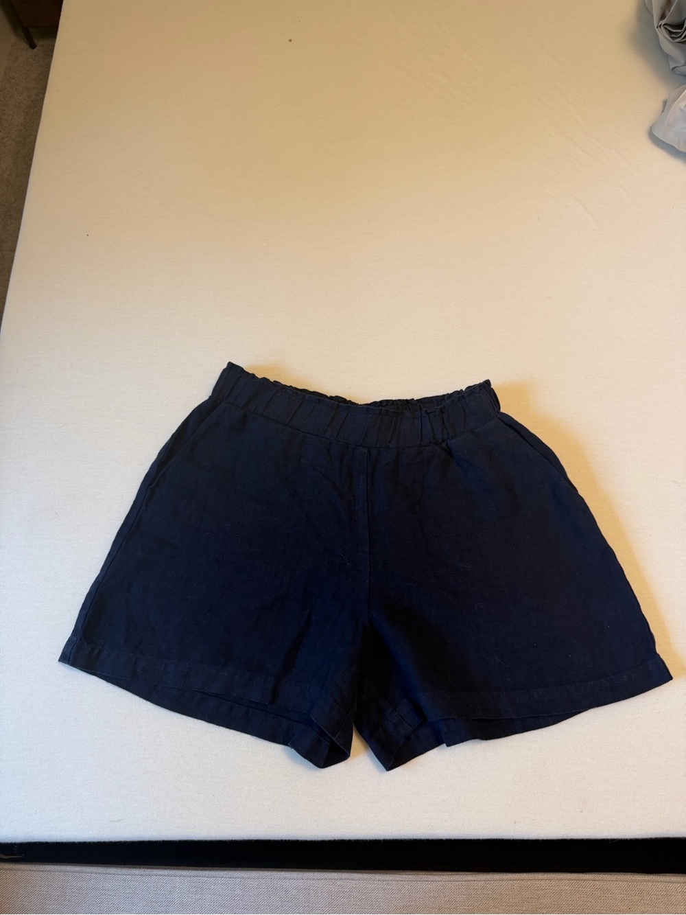 High-Rise Navy Women's Linen-Blend Shorts
